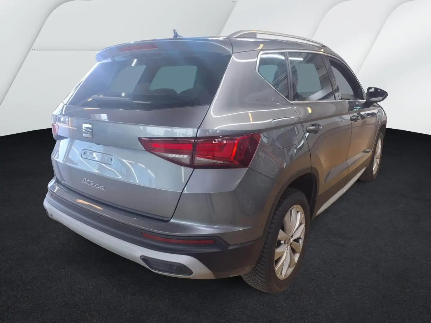 SEAT Ateca Xperience 1.5 TSI DSG *LED*ACC*NAVI*R-CAM* Grau - 2