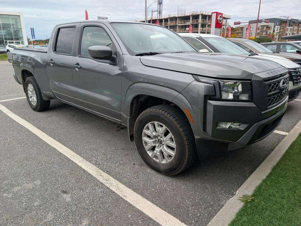 2024 Nissan Frontier SV / AUTOMATIQUE / AUCUN ACCIDENT / 1 SEUL PROPRIÉTAIRE / CABINE CREW / 4X4