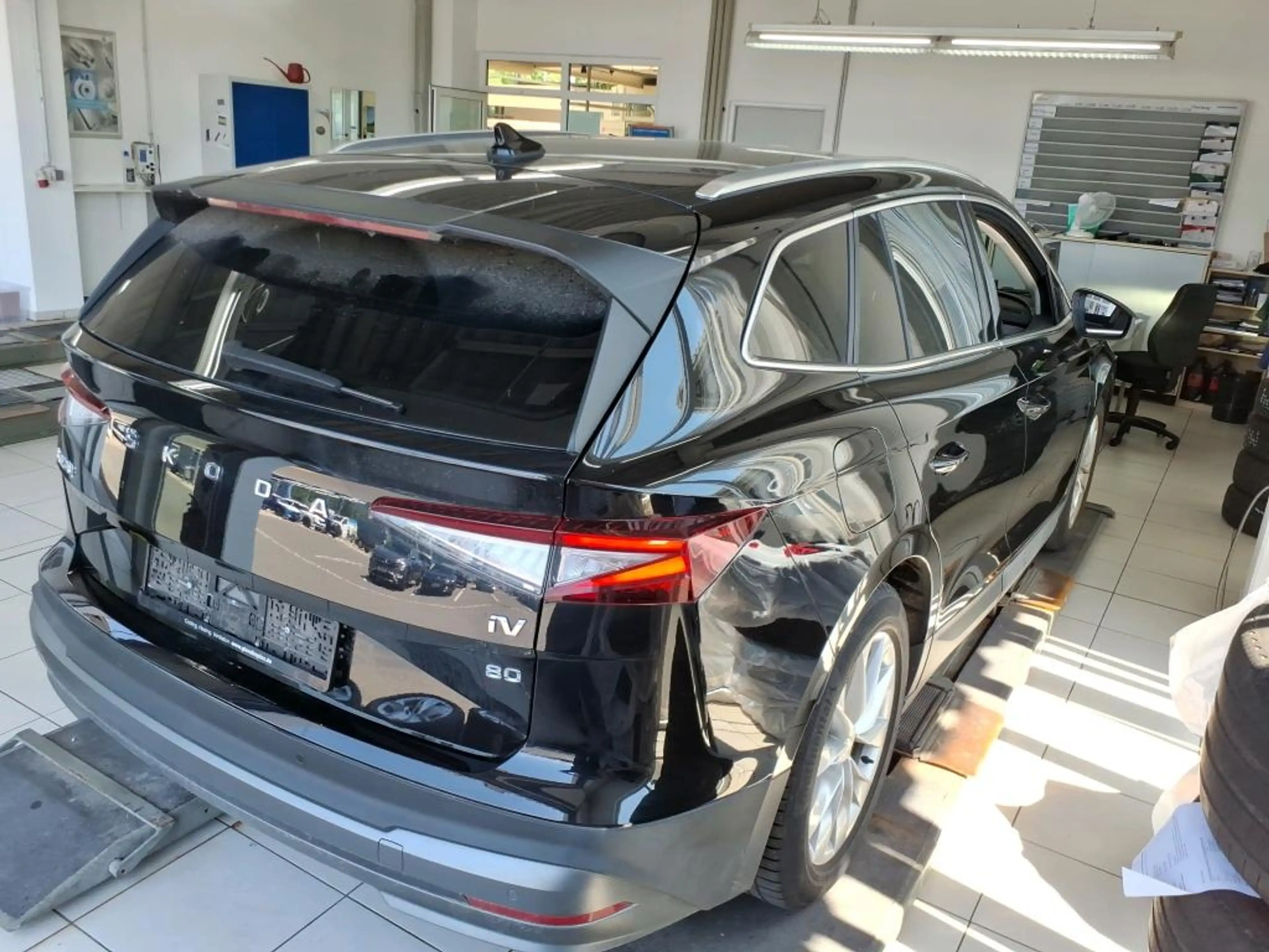 Skoda Enyaq iV 80 LOFT +LED +ACC +RKAM +CARPLAY +NAVI SHZ +19 — photo 5