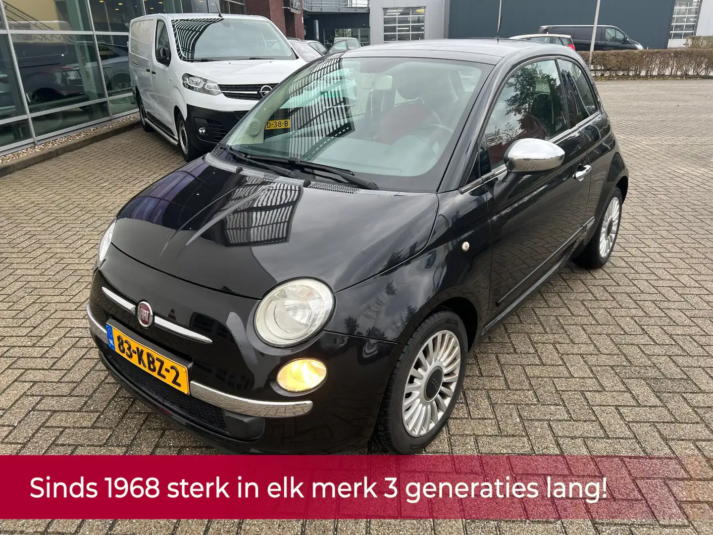 Fiat 500 1.2 Lounge AUTOMAAT! Panorama l Airco l LEER l MTF Schwarz - 1