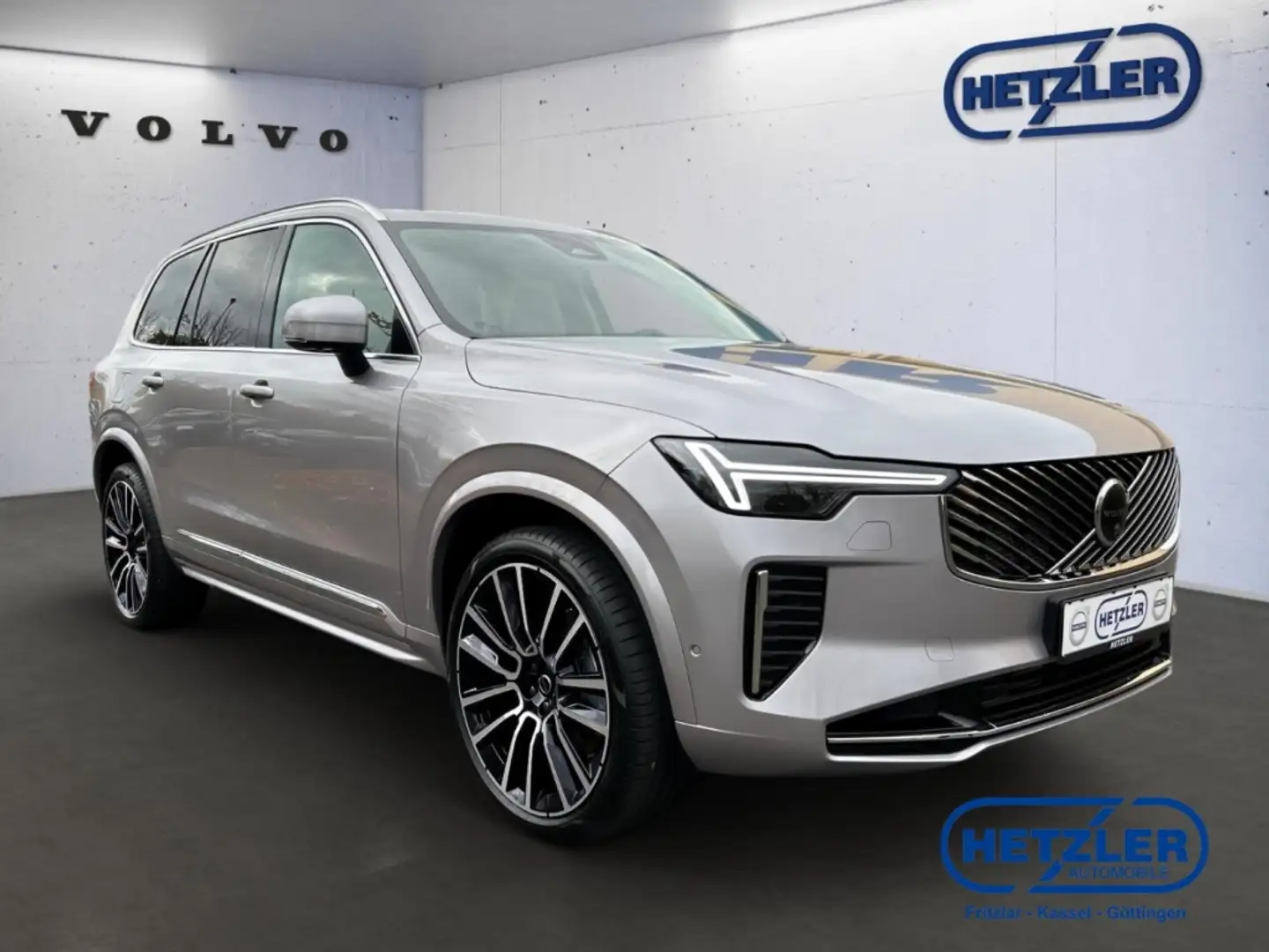 Volvo XC90 T8 Ultra Bright StandHZG AHK Digitales Cockpit Mem Plateado - 2