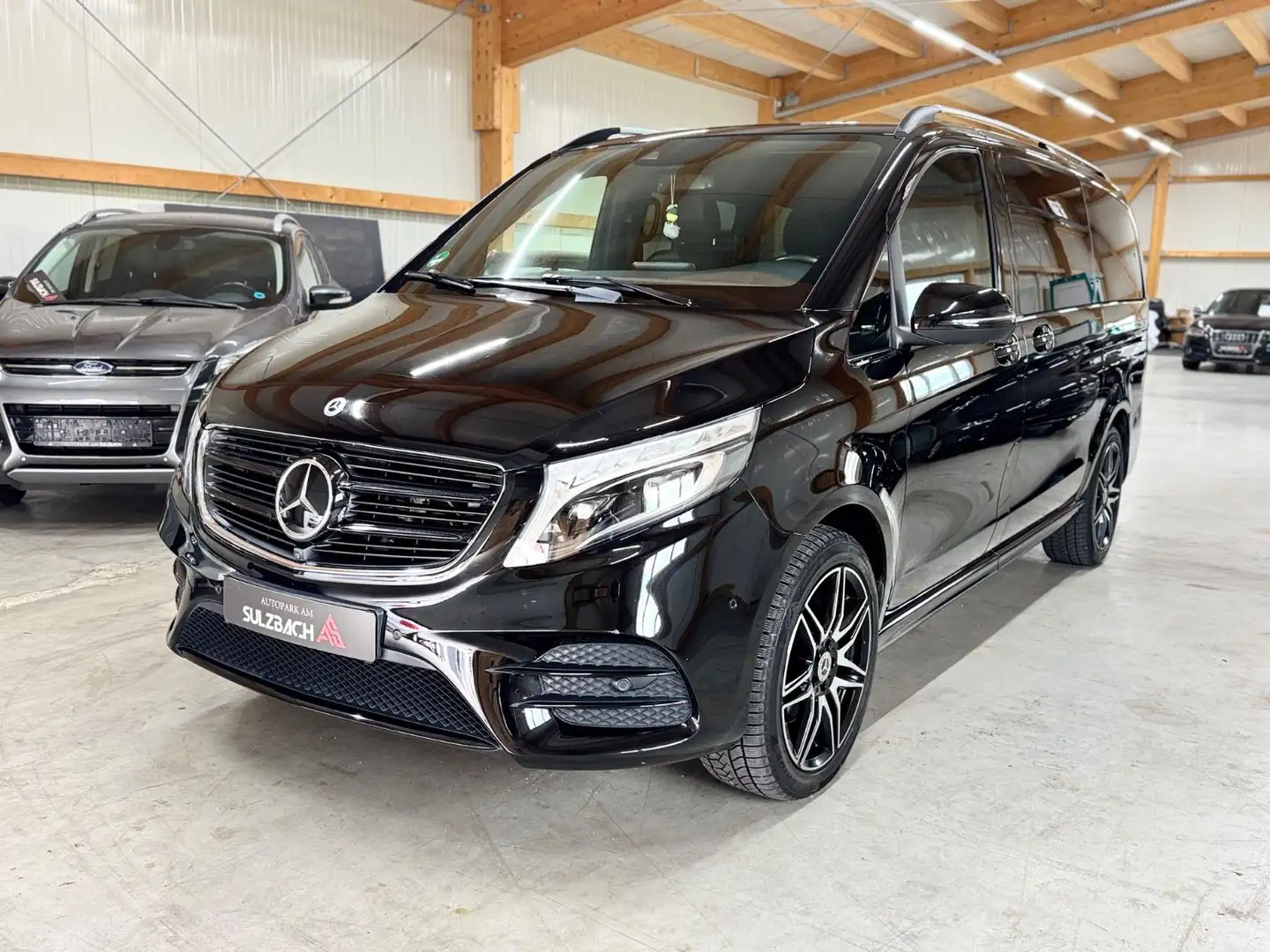 Mercedes-Benz V 250 CDI/BT/AVANTG.4M/NIGHT-PAKET/BURMESTER Schwarz - 1