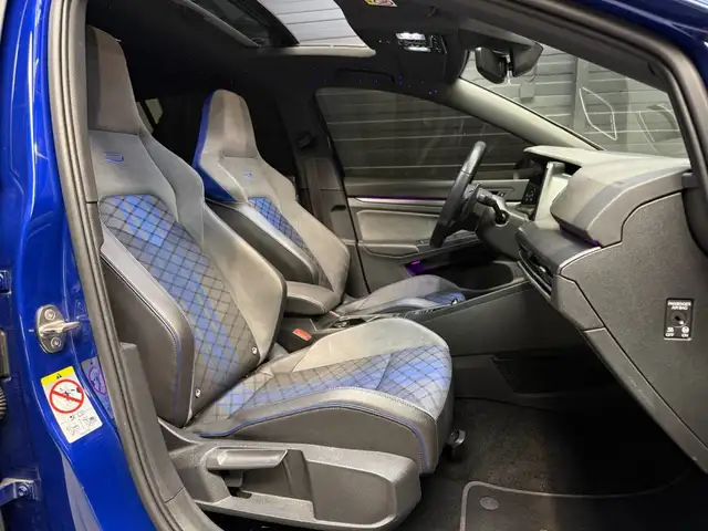 Volkswagen Golf view 12
