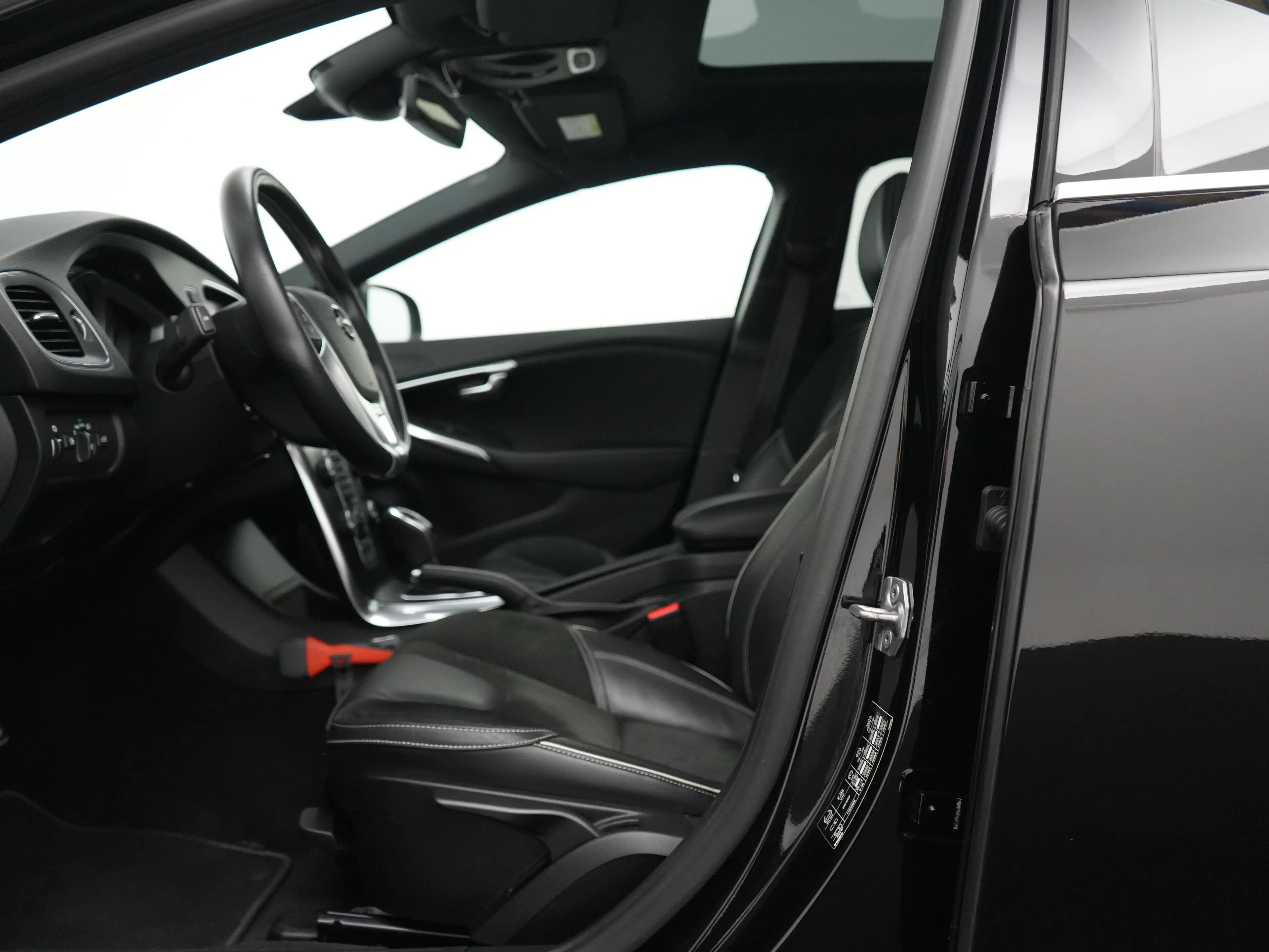 Volvo V40 T3 Polar+ Sport | Panoramadak | Standkachel | Harm — photo 9