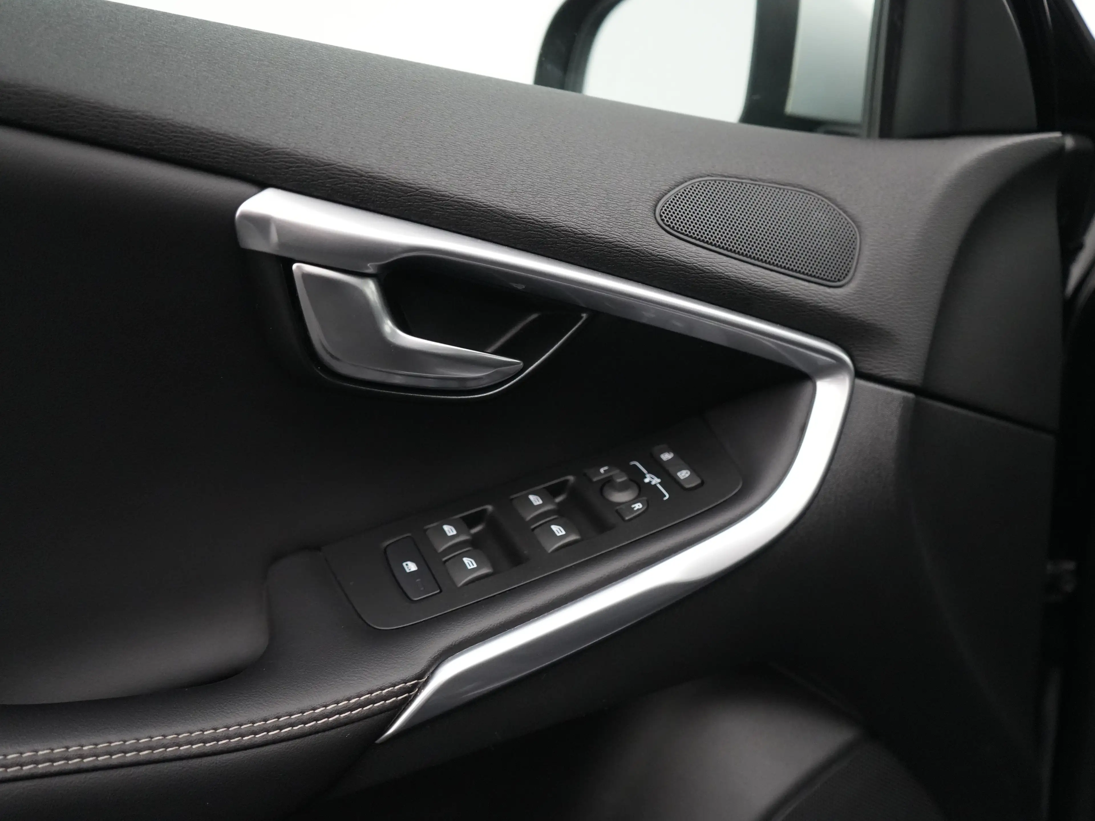 Volvo V40 T3 Polar+ Sport | Panoramadak | Standkachel | Harm — photo 43
