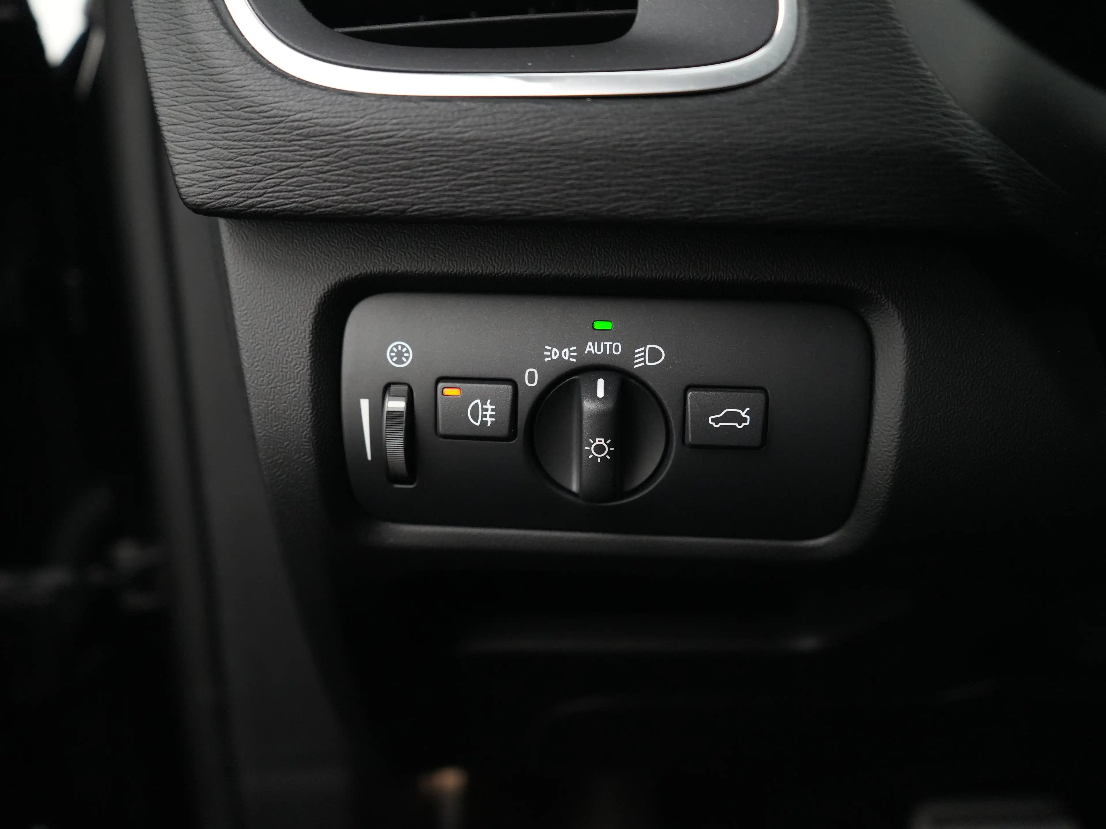 Volvo V40 T3 Polar+ Sport | Panoramadak | Standkachel | Harm — photo 44