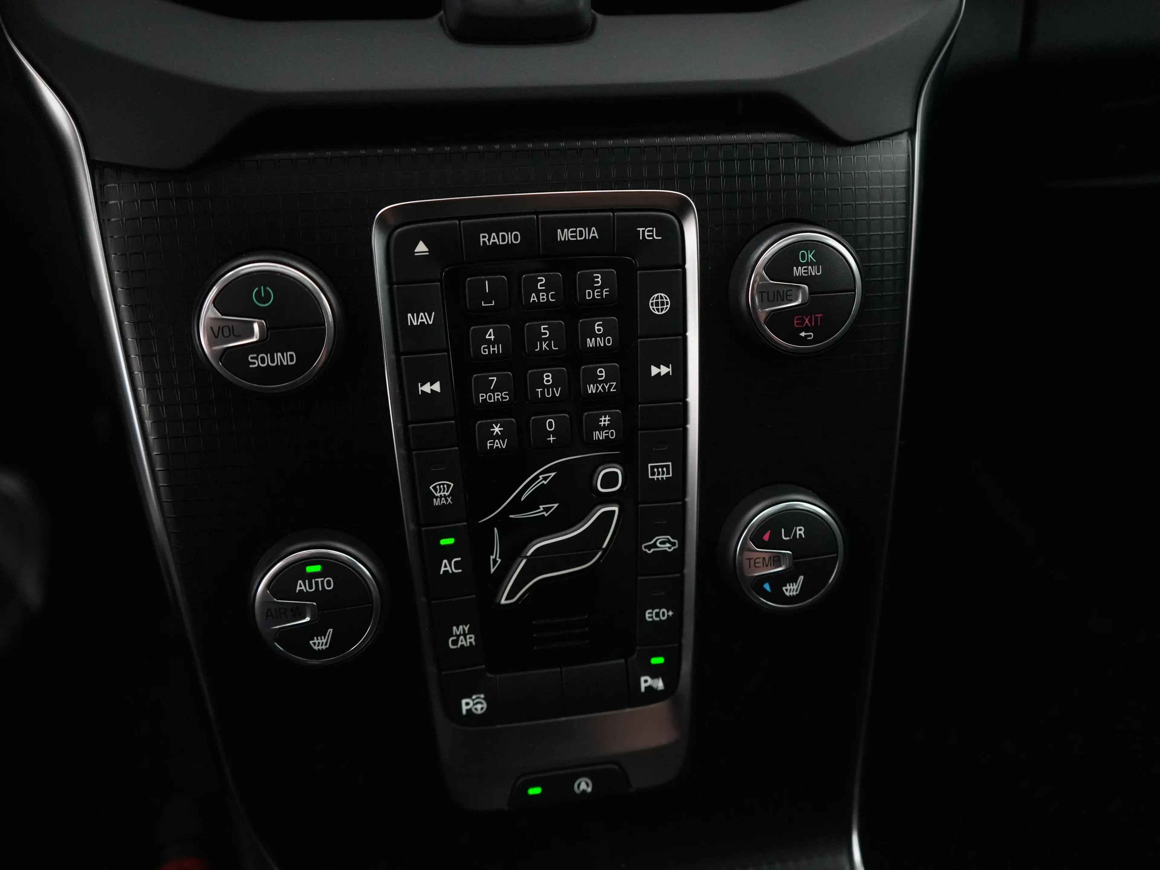 Volvo V40 T3 Polar+ Sport | Panoramadak | Standkachel | Harm — photo 40