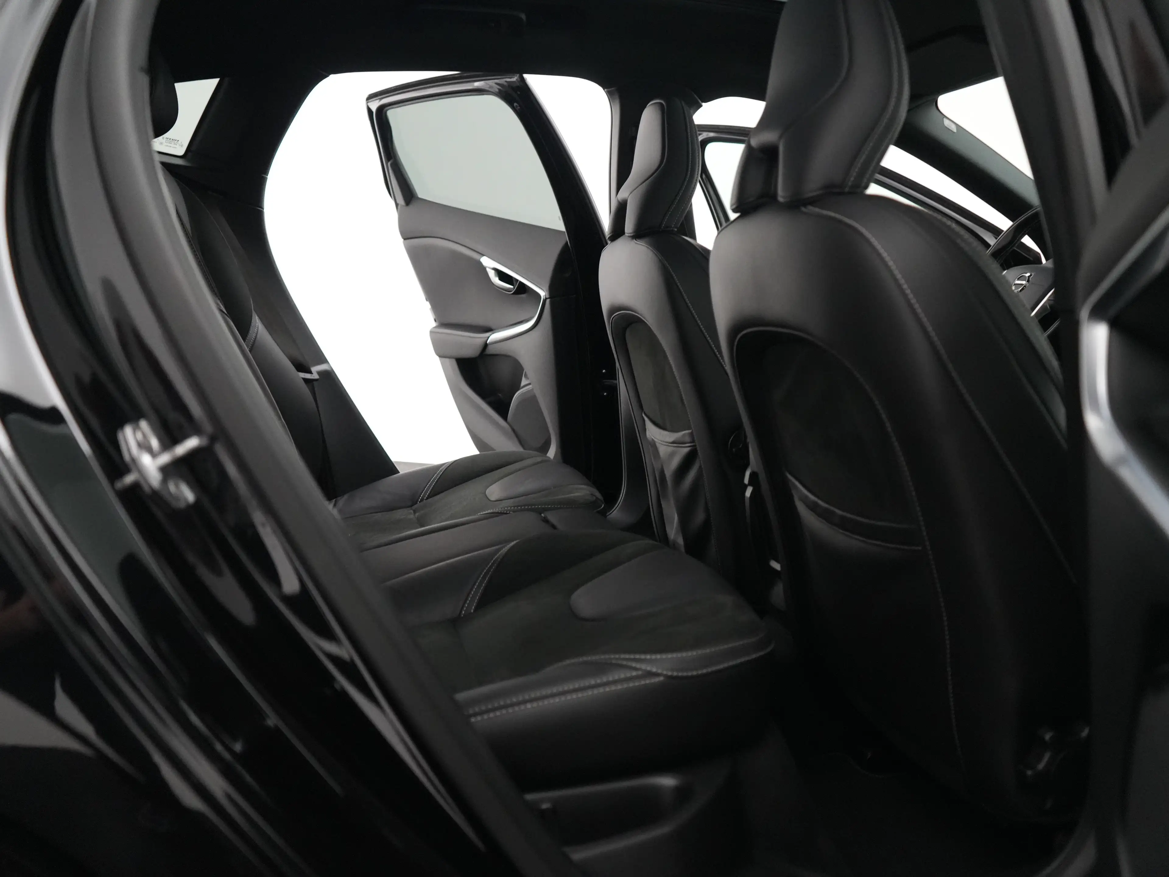 Volvo V40 T3 Polar+ Sport | Panoramadak | Standkachel | Harm — photo 11
