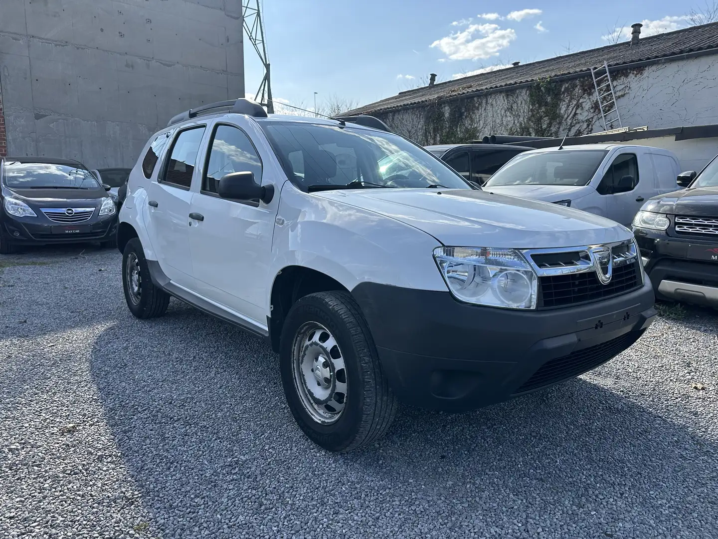 Dacia Duster 1.6i 4x2 Ambiance Alb - 1