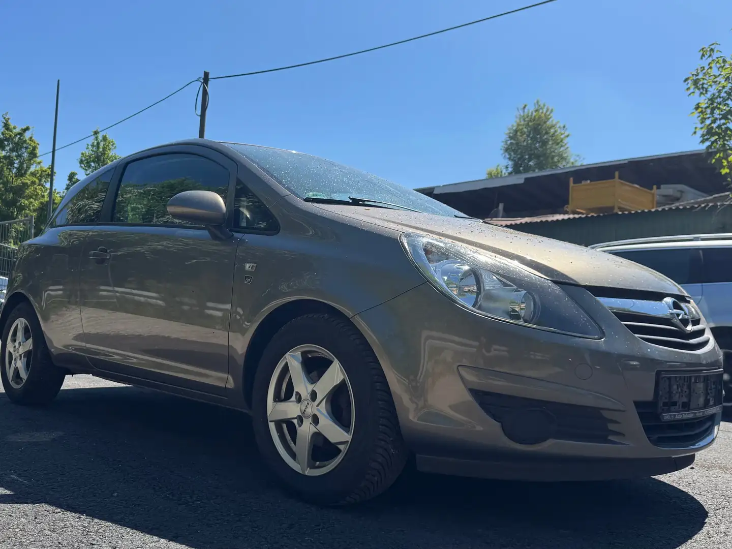 Opel Corsa Edition "111 Jahre" Beige - 1
