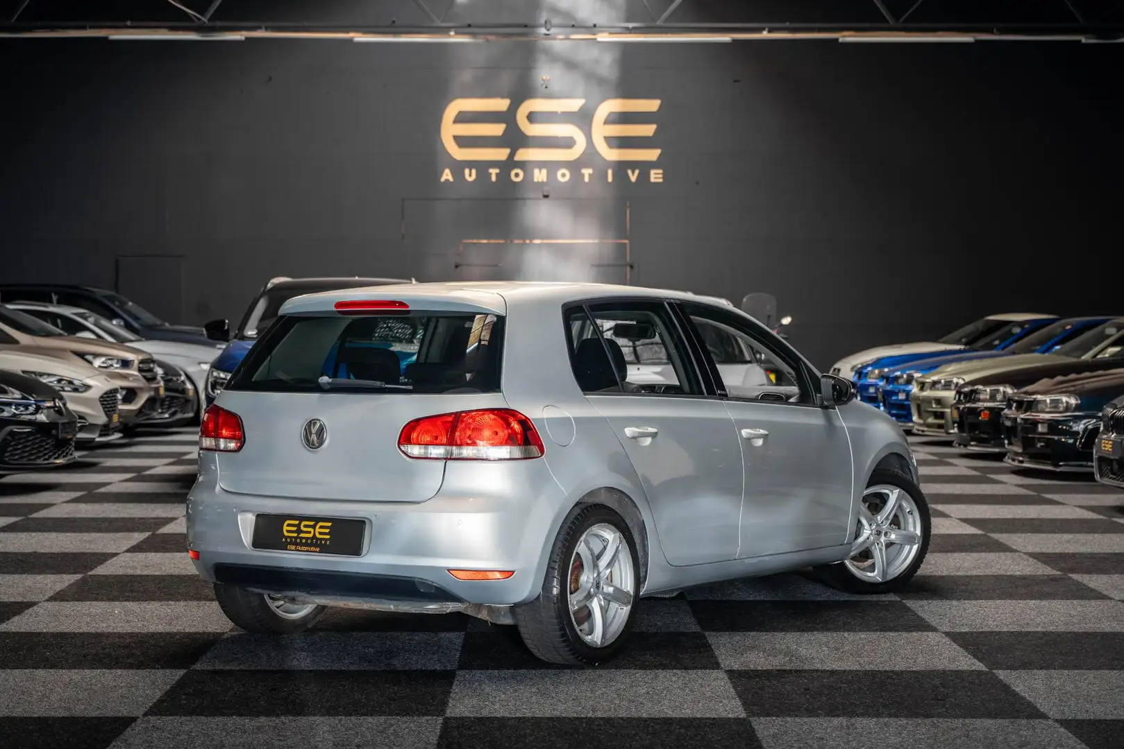 Volkswagen Golf 1.2 TSI Trendline | Climate | Cruise | Stoelverwar Grijs - 2