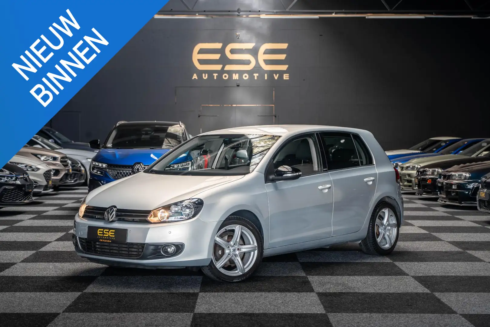 Volkswagen Golf 1.2 TSI Trendline | Climate | Cruise | Stoelverwar Grijs - 1
