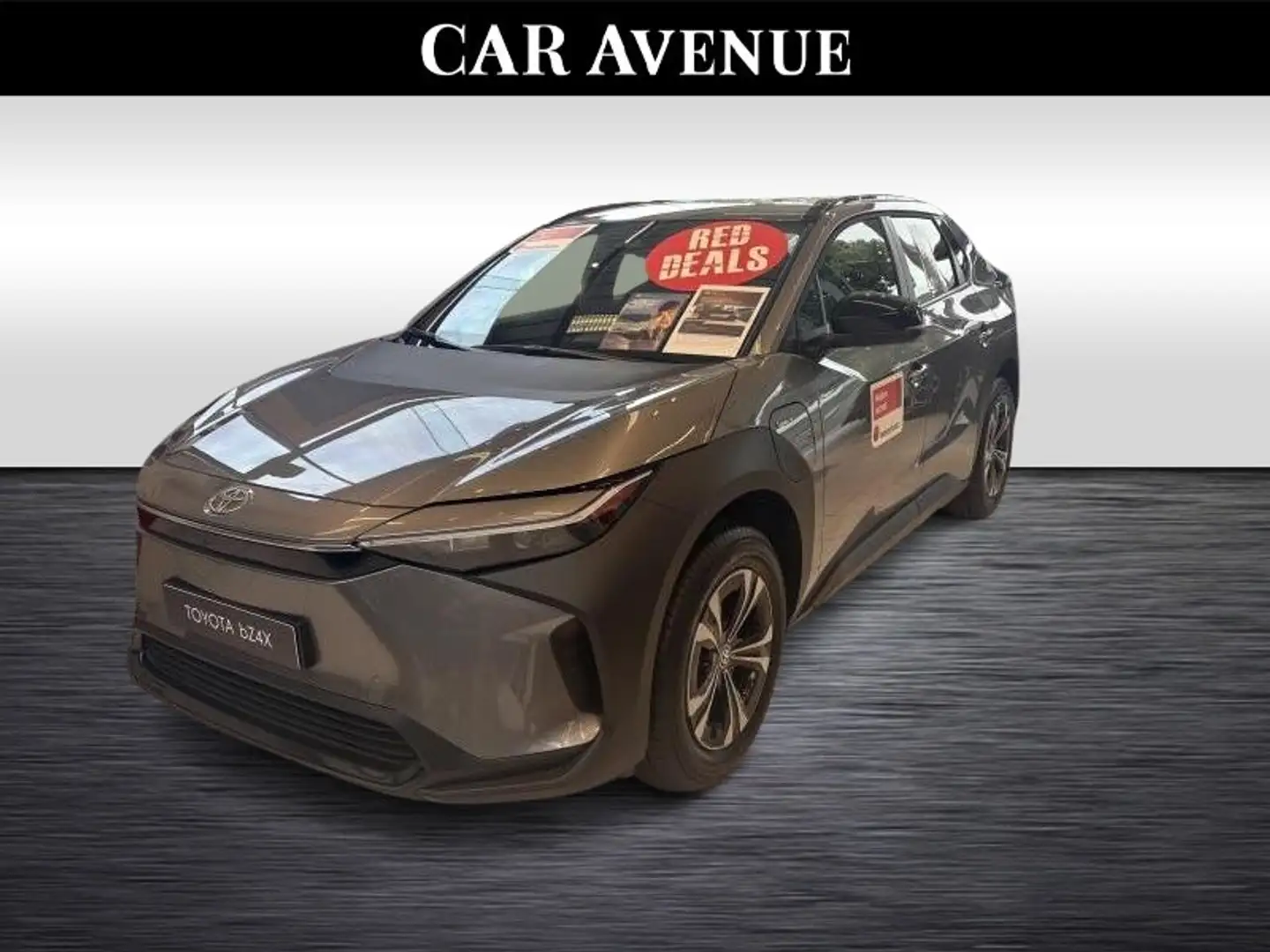 Toyota bZ4X Dynamic Grijs - 2
