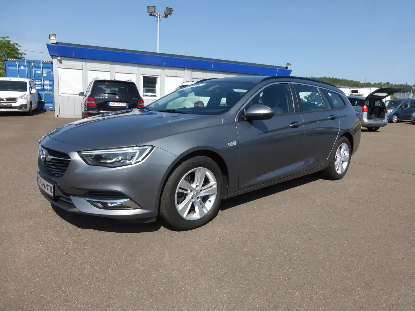Opel Insignia 2,0DCTI Sports Tourer Business Edition Grau - 1