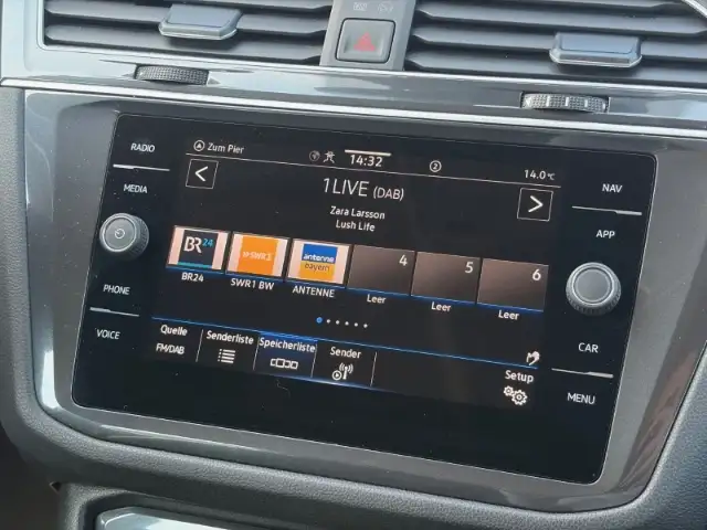 Volkswagen Tiguan Allspace view 11