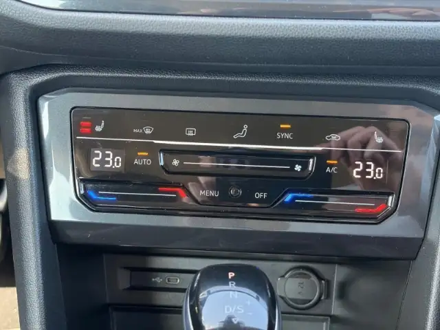 Volkswagen Tiguan Allspace view 17
