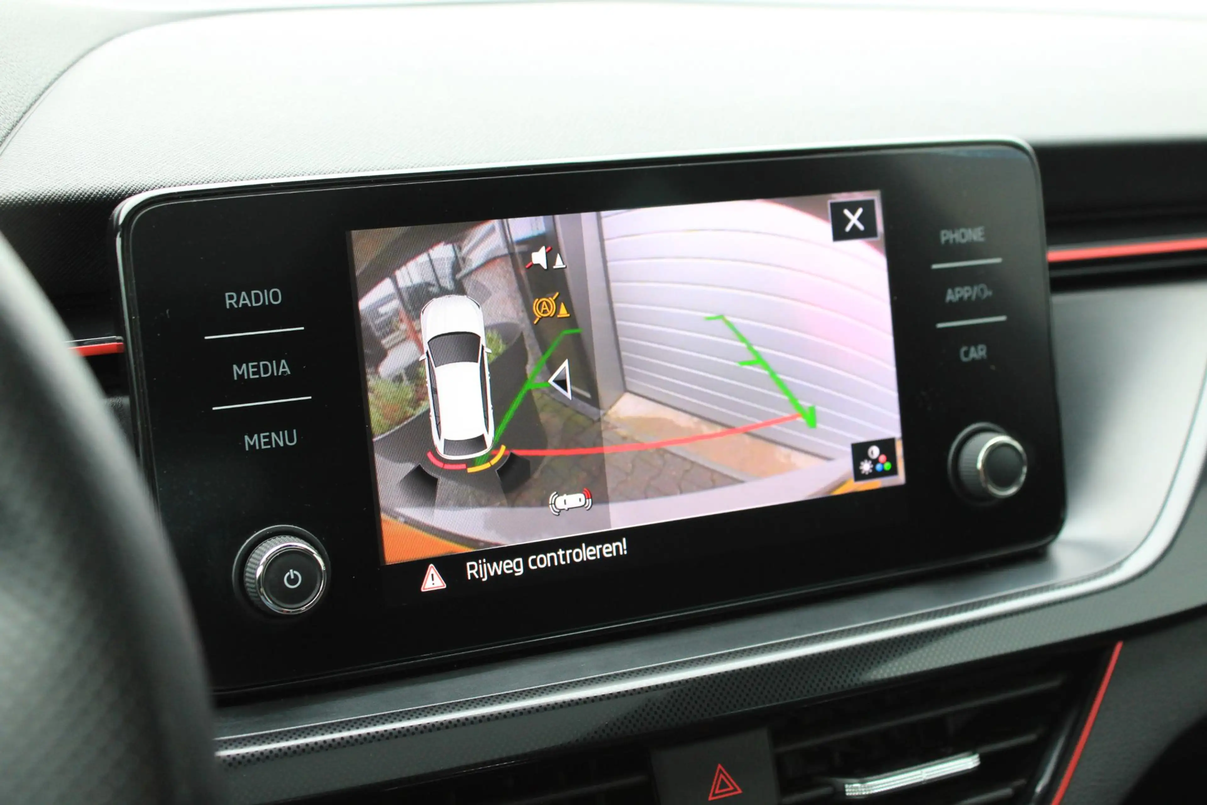 Skoda Scala 1.0 TSI Monte Carlo Pano | LED | Nardo | Virtual | — photo 8