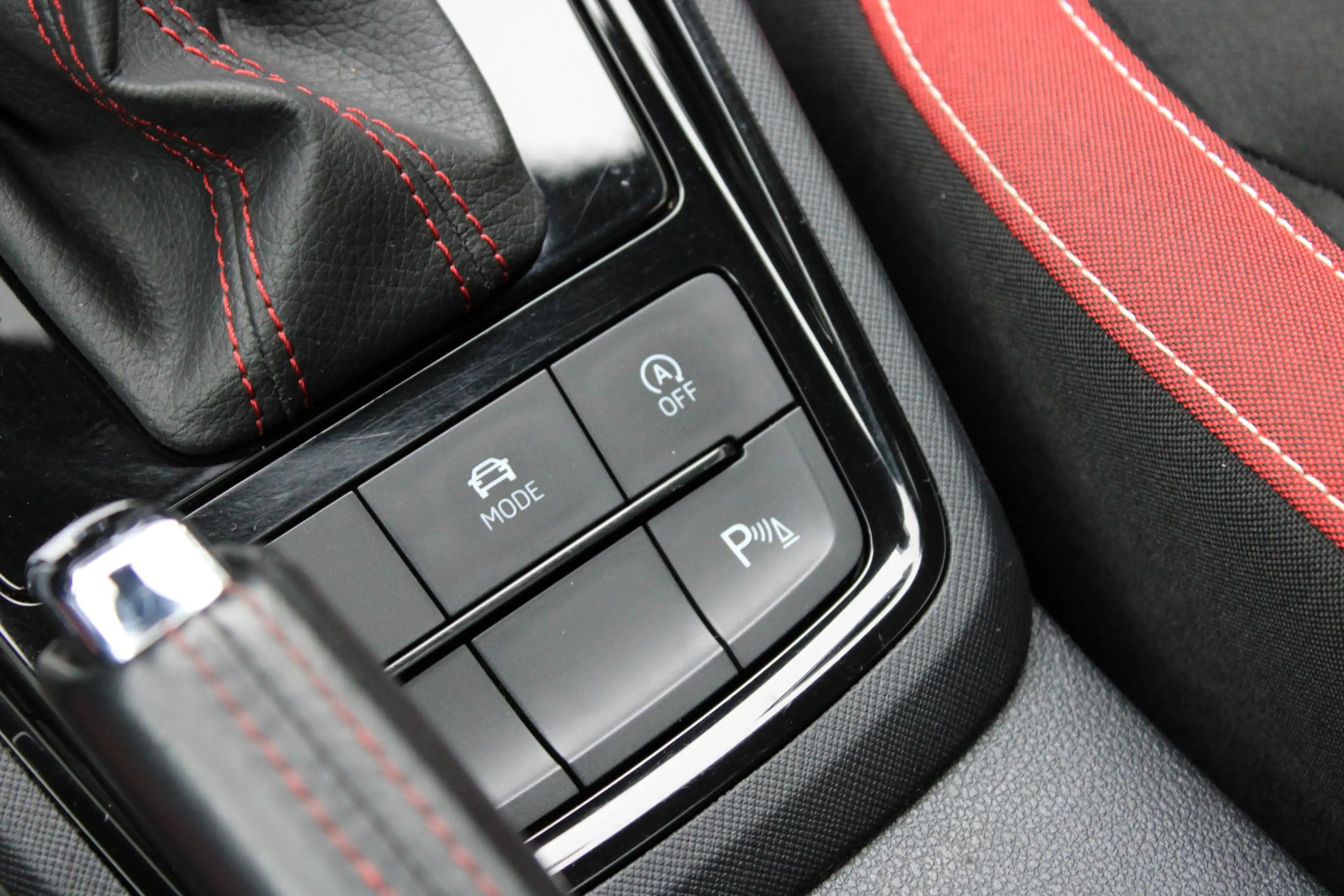 Skoda Scala 1.0 TSI Monte Carlo Pano | LED | Nardo | Virtual | — photo 9