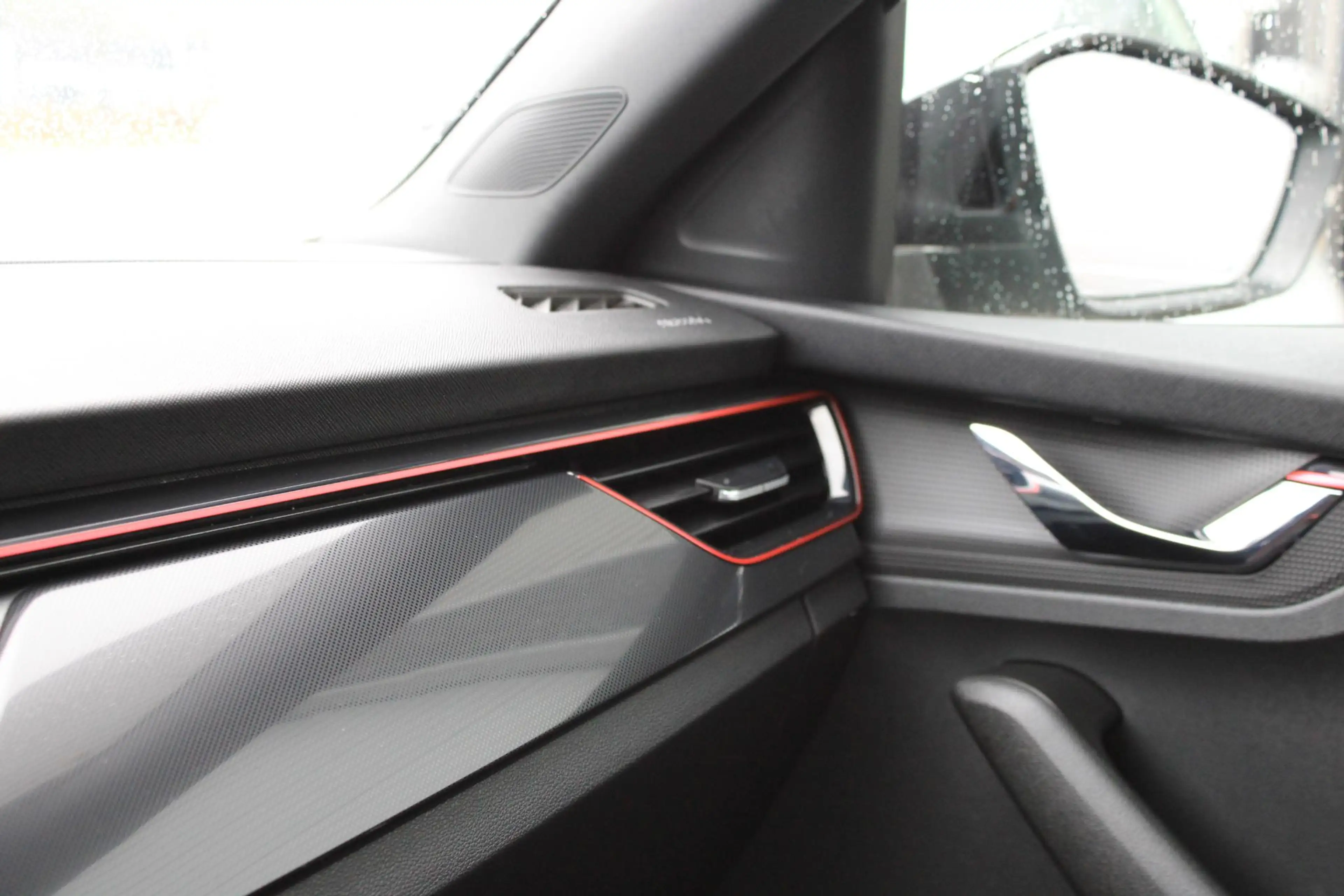 Skoda Scala 1.0 TSI Monte Carlo Pano | LED | Nardo | Virtual | — photo 29