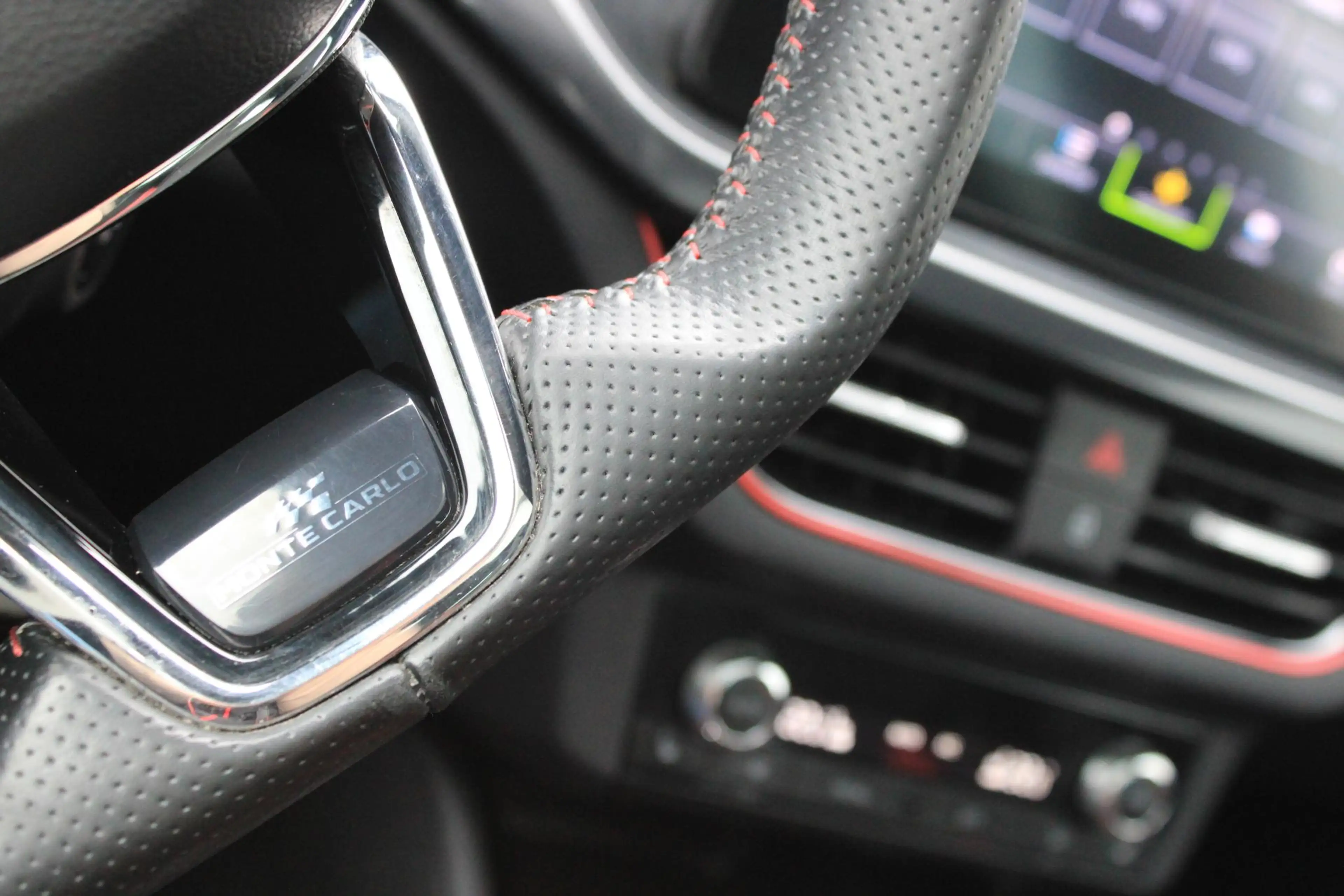 Skoda Scala 1.0 TSI Monte Carlo Pano | LED | Nardo | Virtual | — photo 28