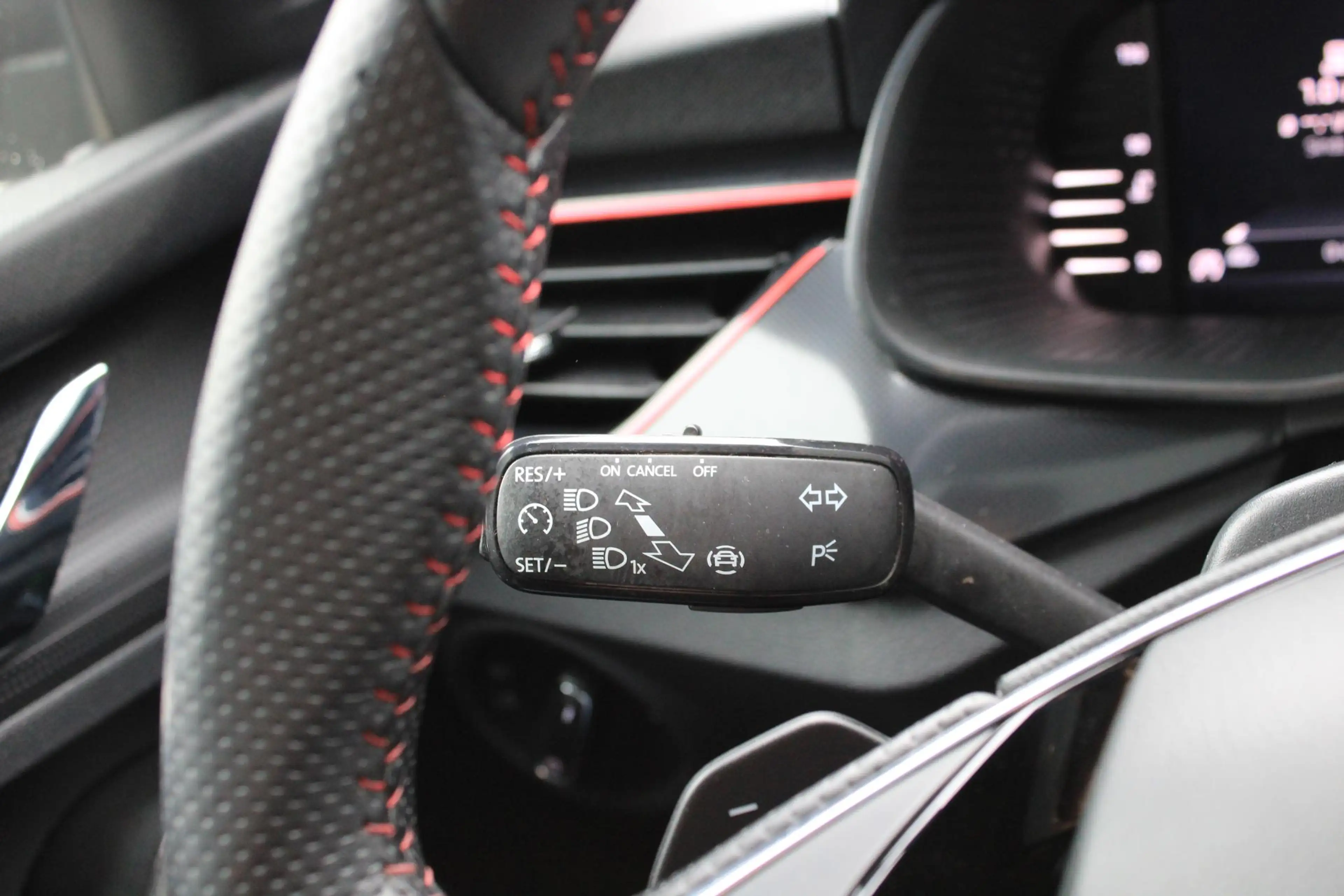 Skoda Scala 1.0 TSI Monte Carlo Pano | LED | Nardo | Virtual | — photo 26