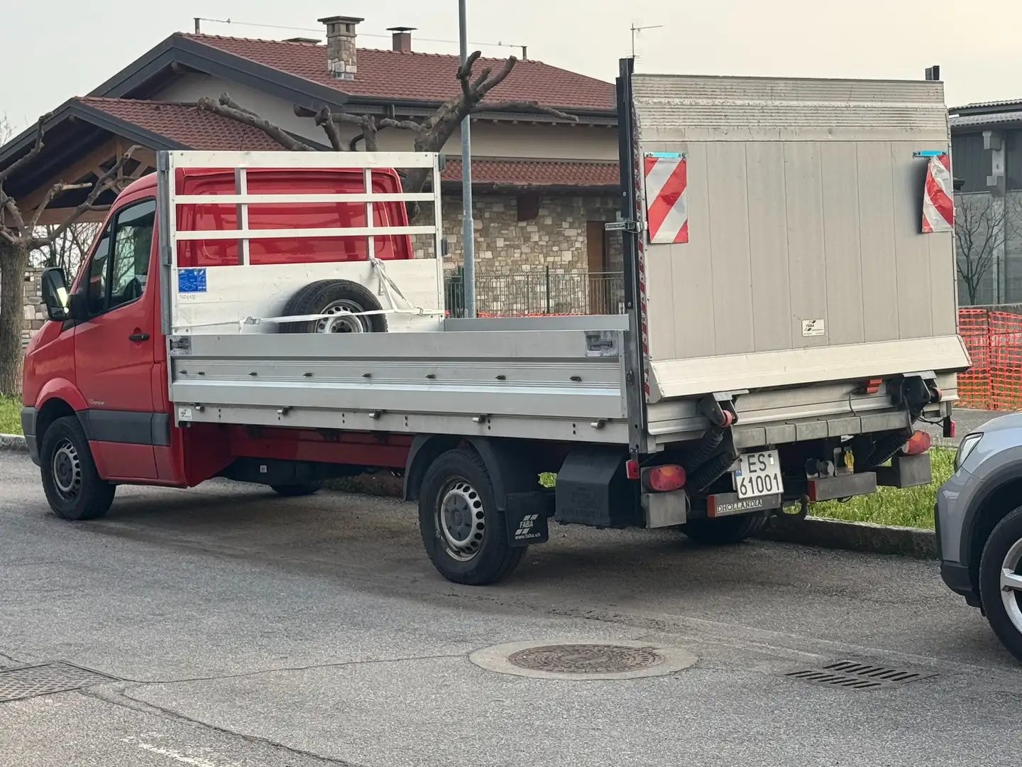 Volkswagen Crafter VW Crafter 2.0 TDI cassone con sponda e tellone Rosso - 2