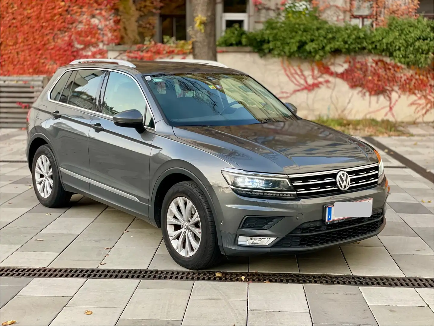 Volkswagen Tiguan 2,0 TDI SCR Comfortline - 1