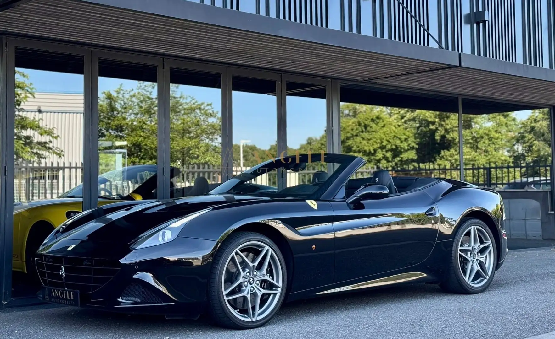 Ferrari California California T V8 4.0 560ch Noir - 1