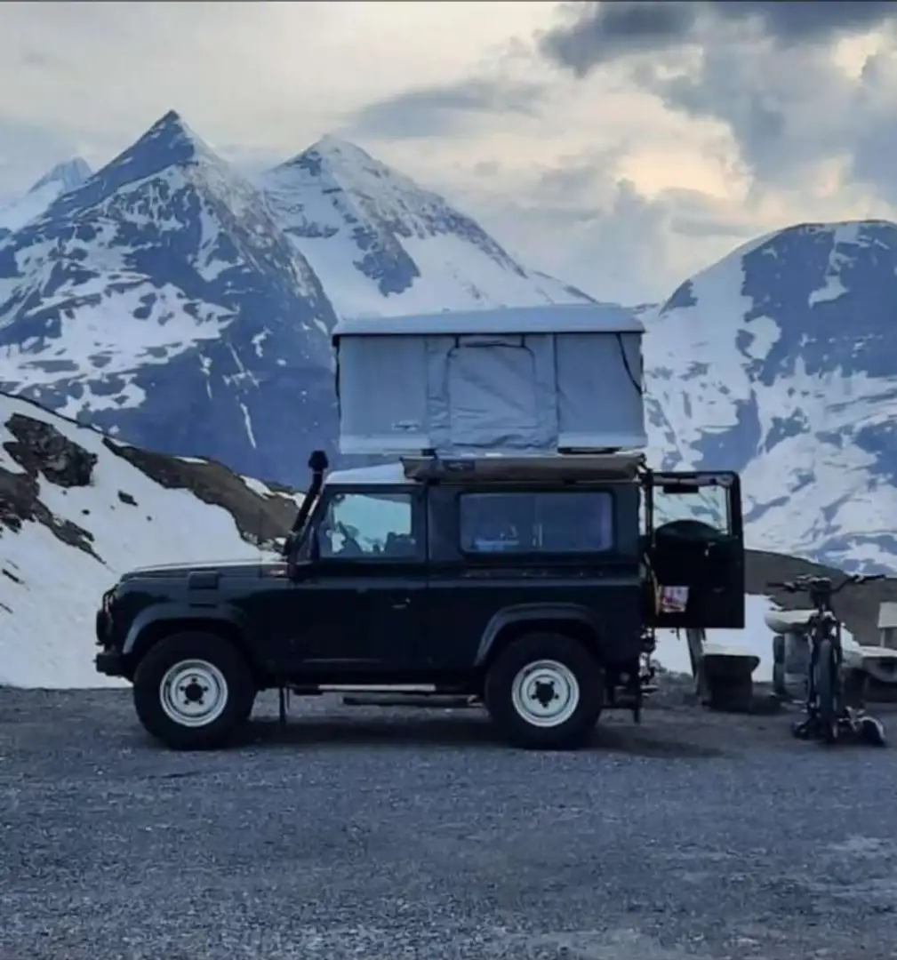 Land Rover Defender 90  TD5 2.5TDI SUV Grün - 2