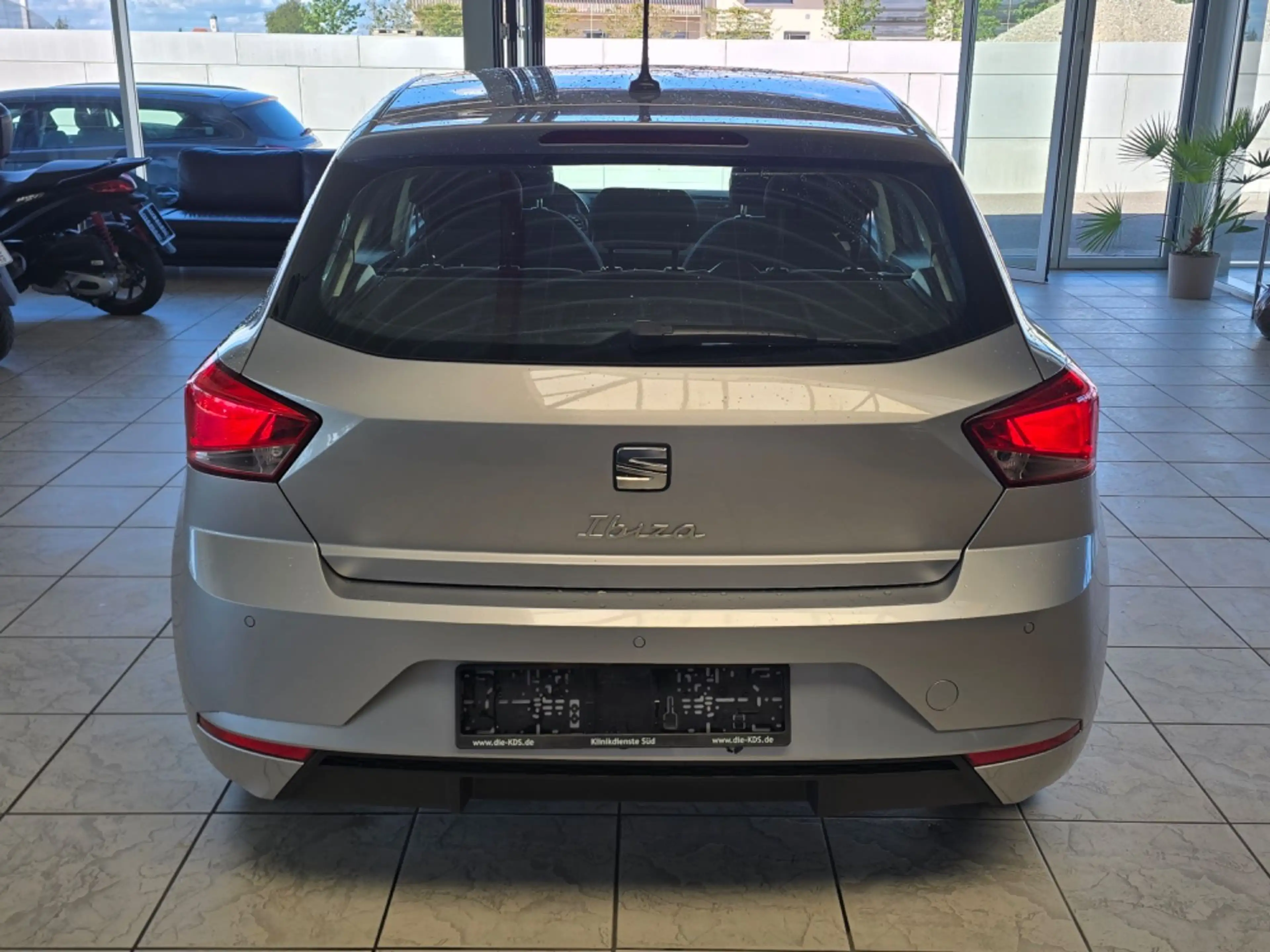 SEAT Ibiza Style 1.0 TSI ALU SHZ NAVI RFK PDC TEMPO — photo 8