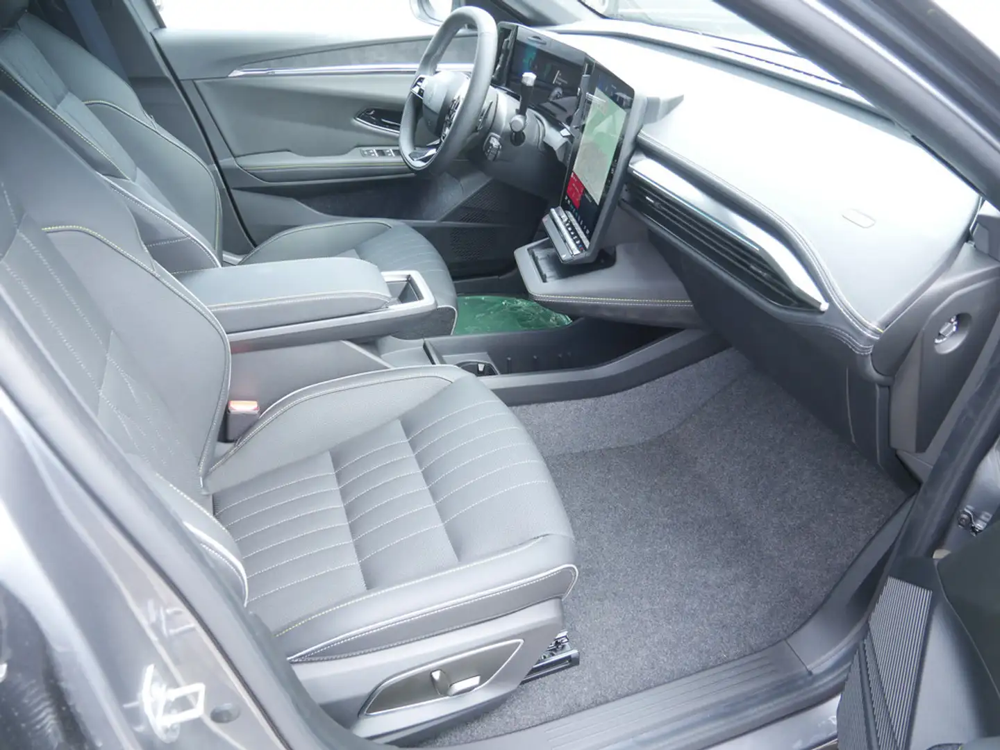 Renault Megane E-Tech Iconic 220 Comfort Range Grau - 2