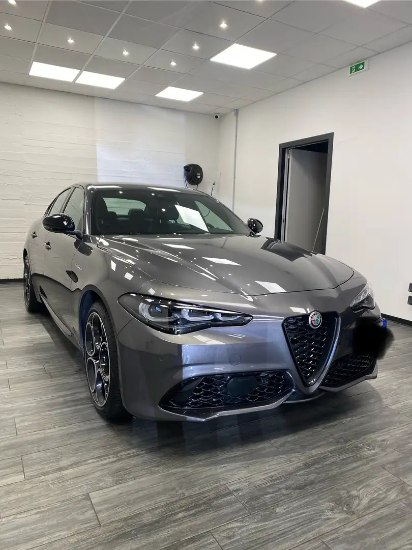 Alfa Romeo Giulia 2.0 t Veloce Q4 280cv auto - 1