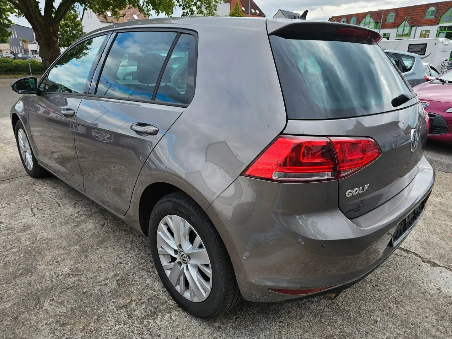Volkswagen Golf VII Lim. Comfortline BMT LED Xenon Kamera Grijs - 2