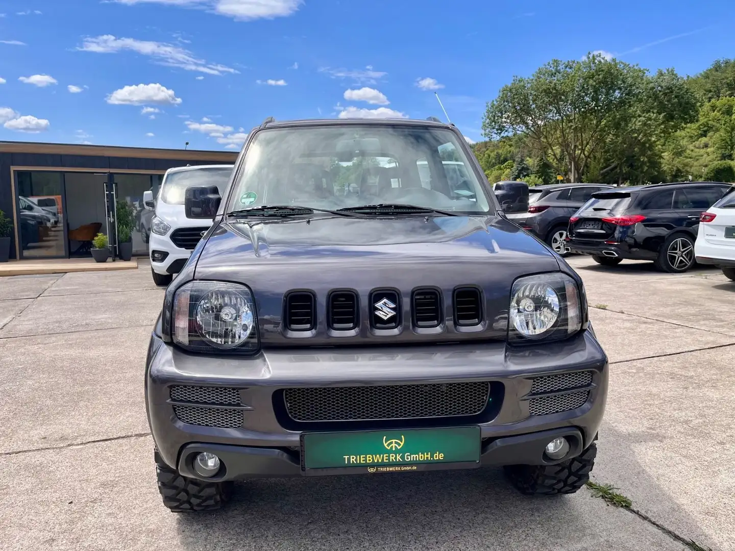 Suzuki Jimny 4x4 Benzin Allrad Klima AHK TÜV neu 4 Sitz Grau - 2
