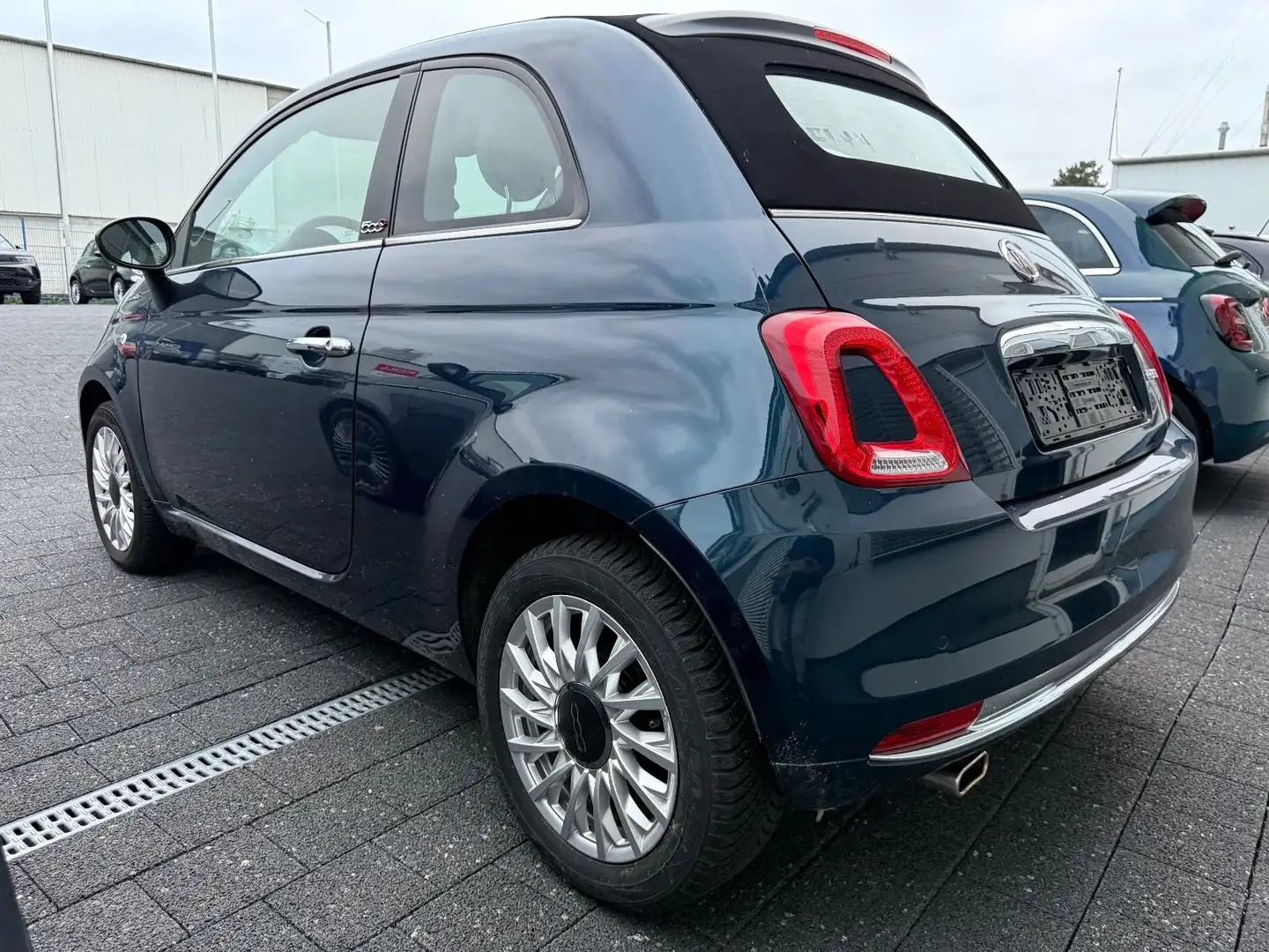Fiat 500C Dolcevita Cabrio Blau - 2