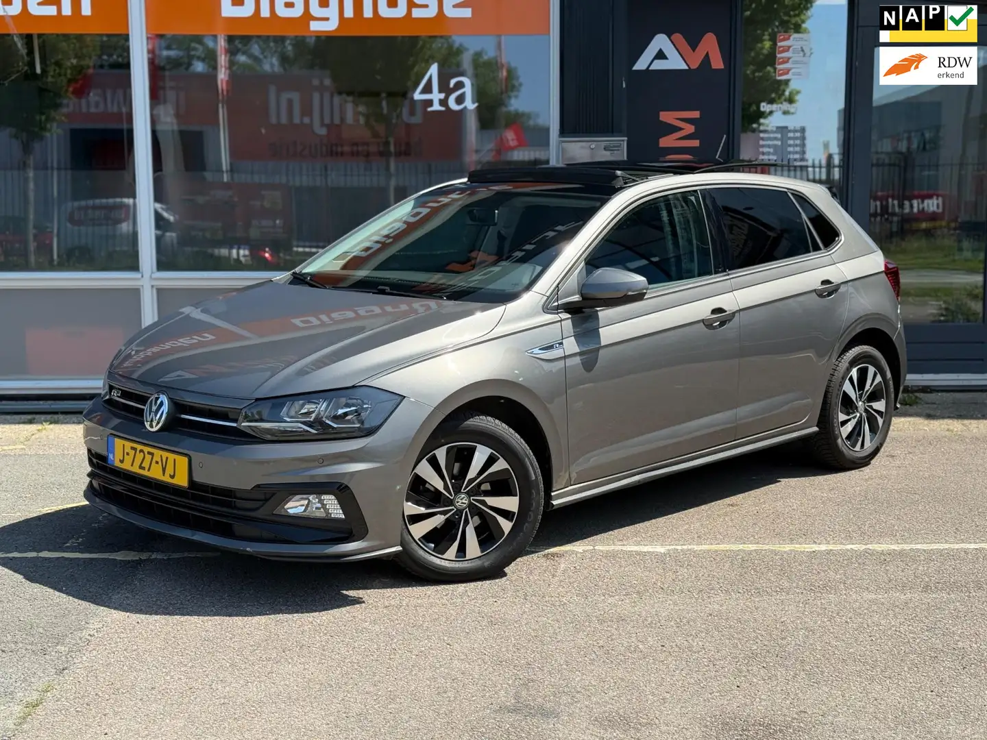 Volkswagen Polo 1.0 TSI R-Line | Pano | ACC | Airco | PDC Grijs - 1