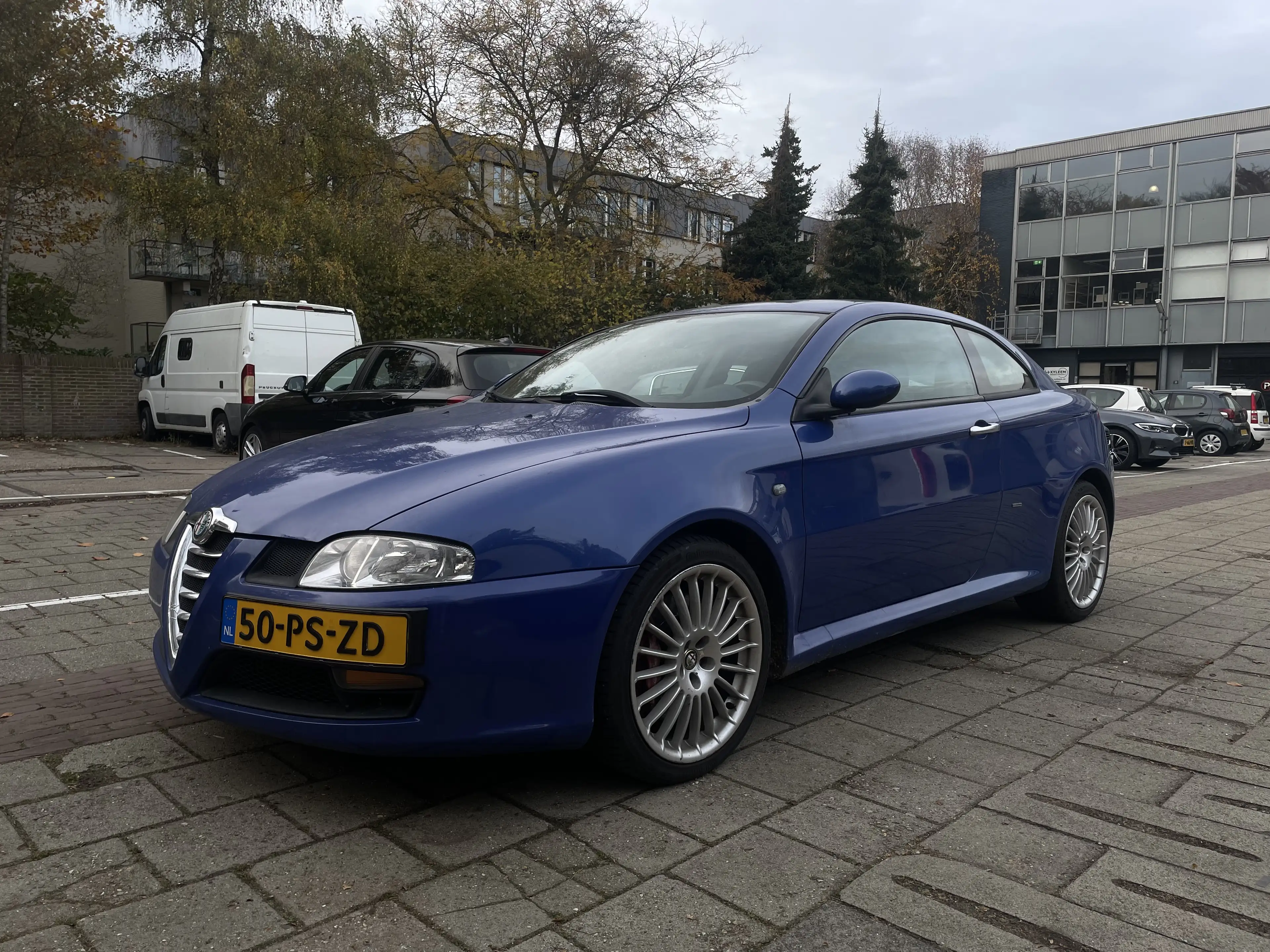 Alfa Romeo GT 3.2 V6 Distinctive — photo 9