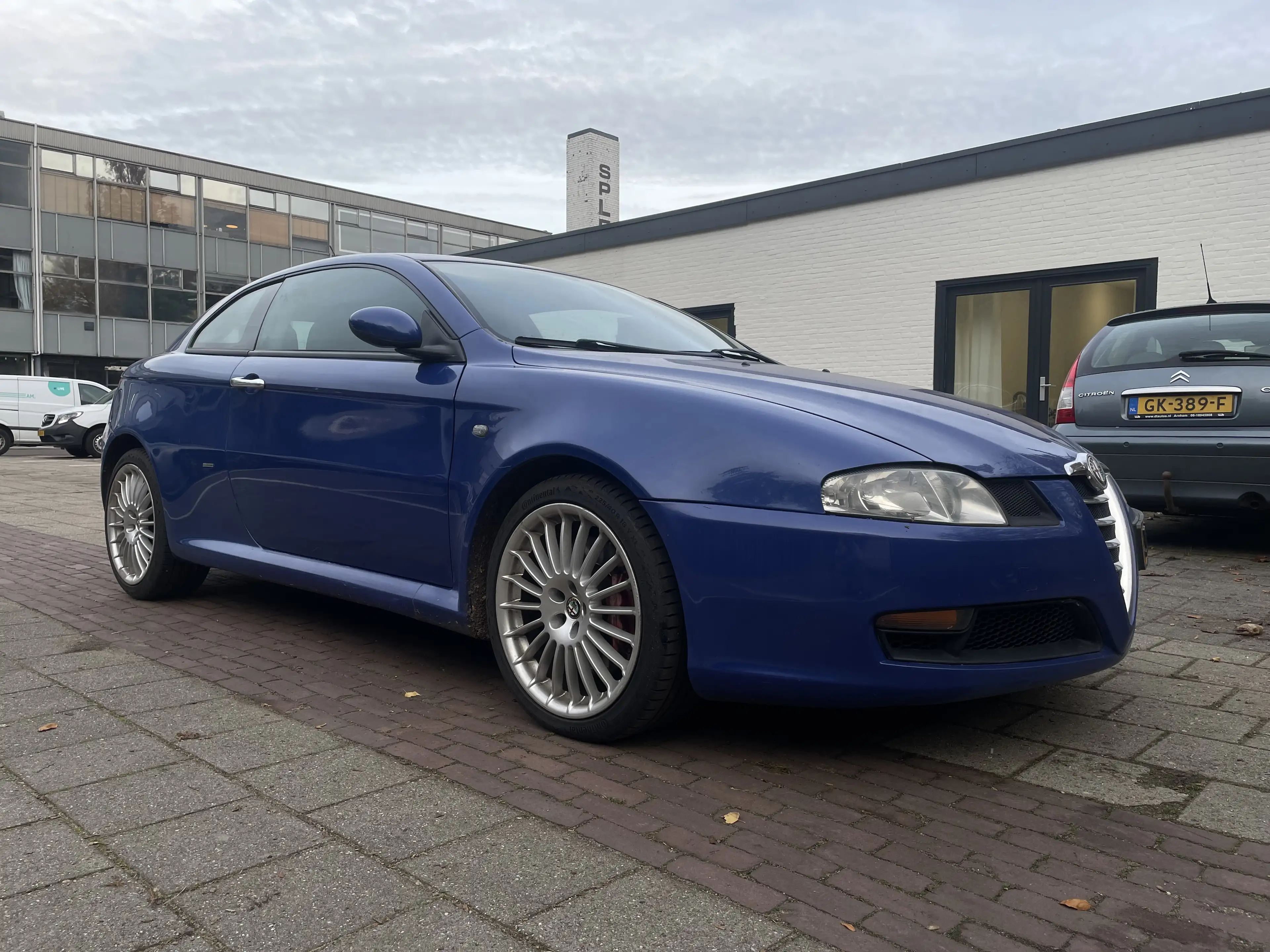 Alfa Romeo GT 3.2 V6 Distinctive — photo 3