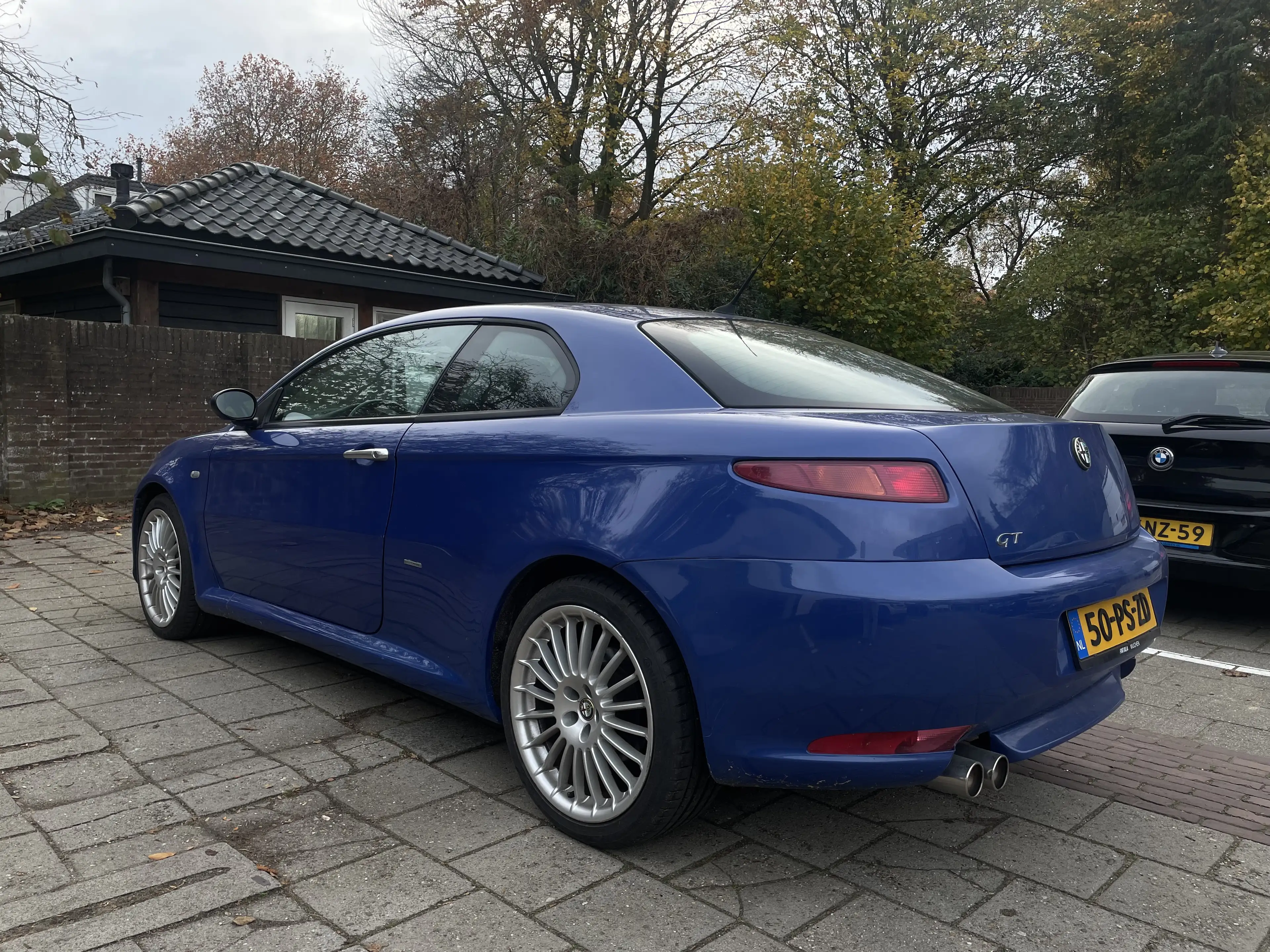 Alfa Romeo GT 3.2 V6 Distinctive — photo 7