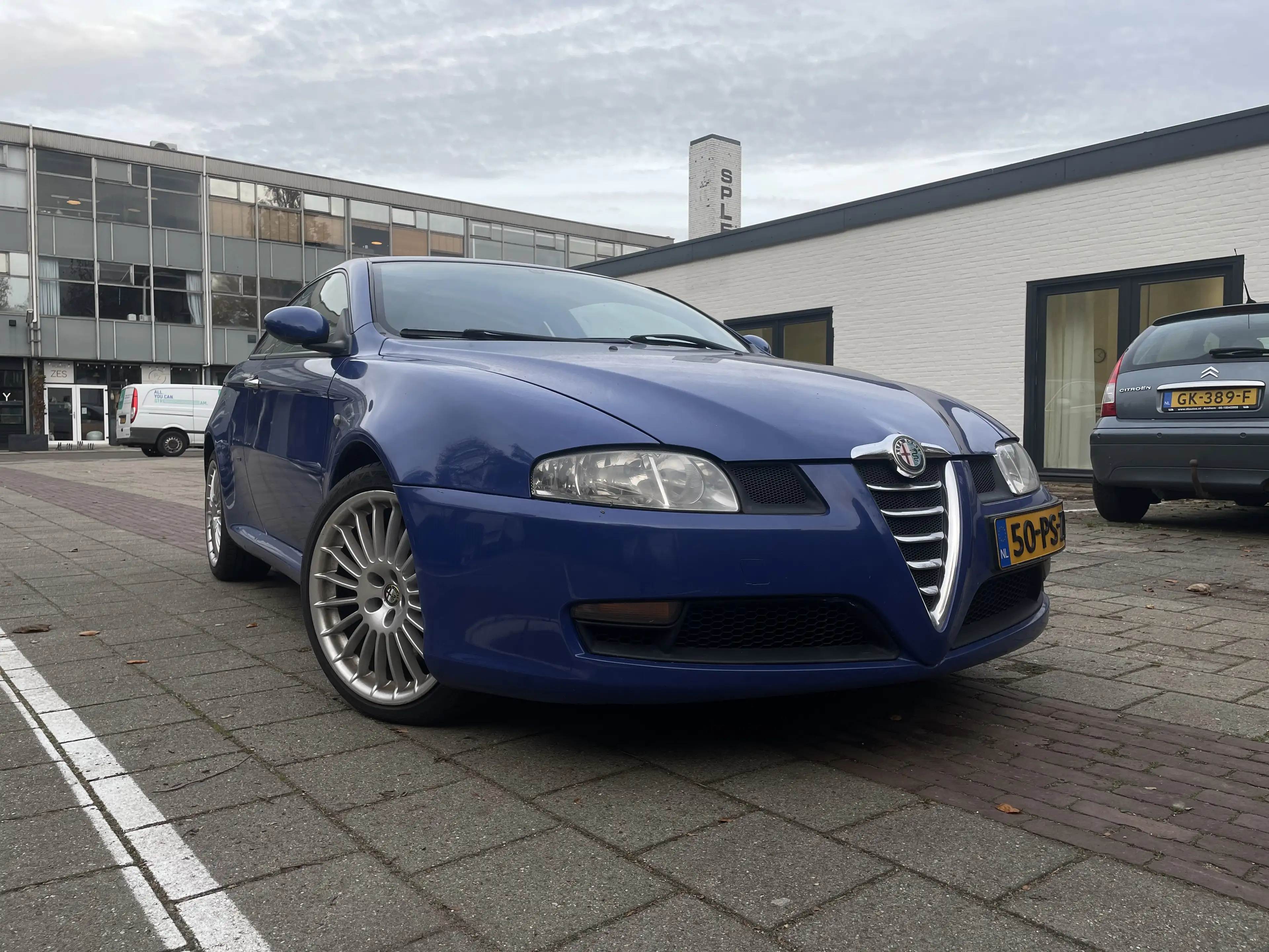 Alfa Romeo GT 3.2 V6 Distinctive