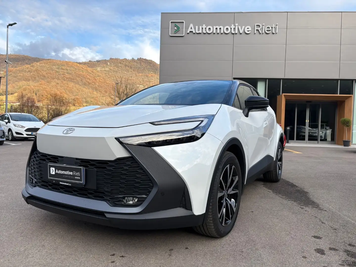 Toyota C-HR 2.0 HV Trend Bianco - 1