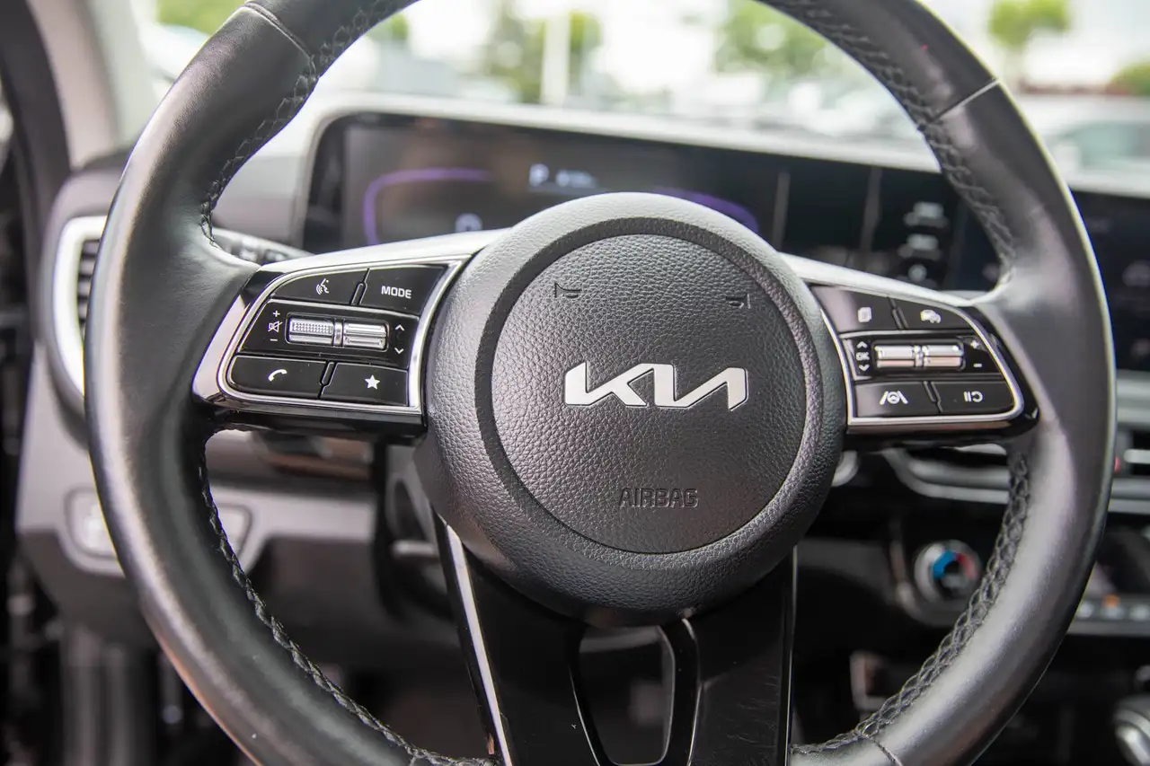 Kia Seltos photo Kia Seltos