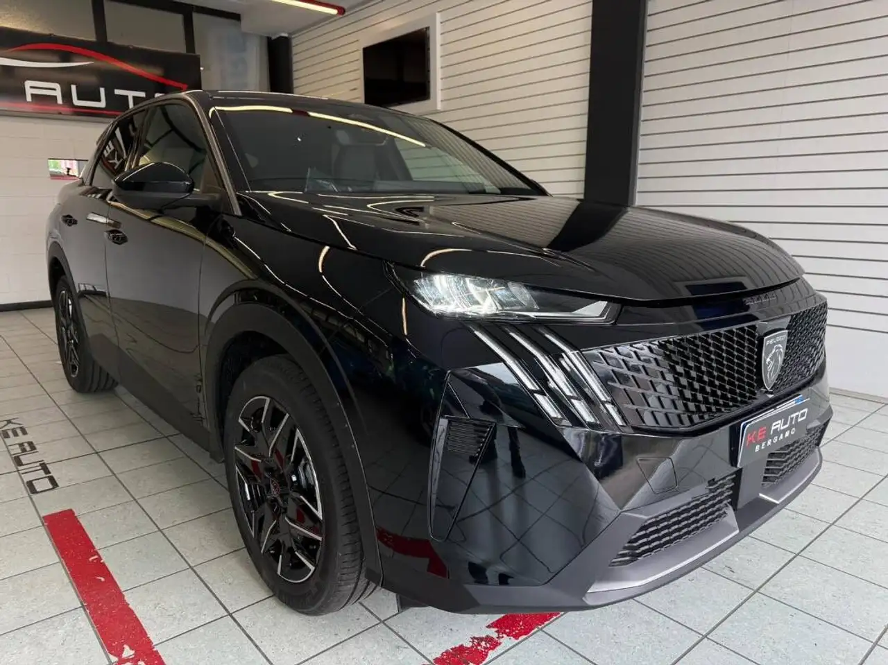 Peugeot 3008 III 1.2 hybrid Allure 145cv e-dcs6, миниатюра 4