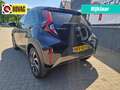 Toyota Aygo X 1.0 VVT-I Premium Camera Navi Apple DAB 17LM Black Vert - thumbnail 2