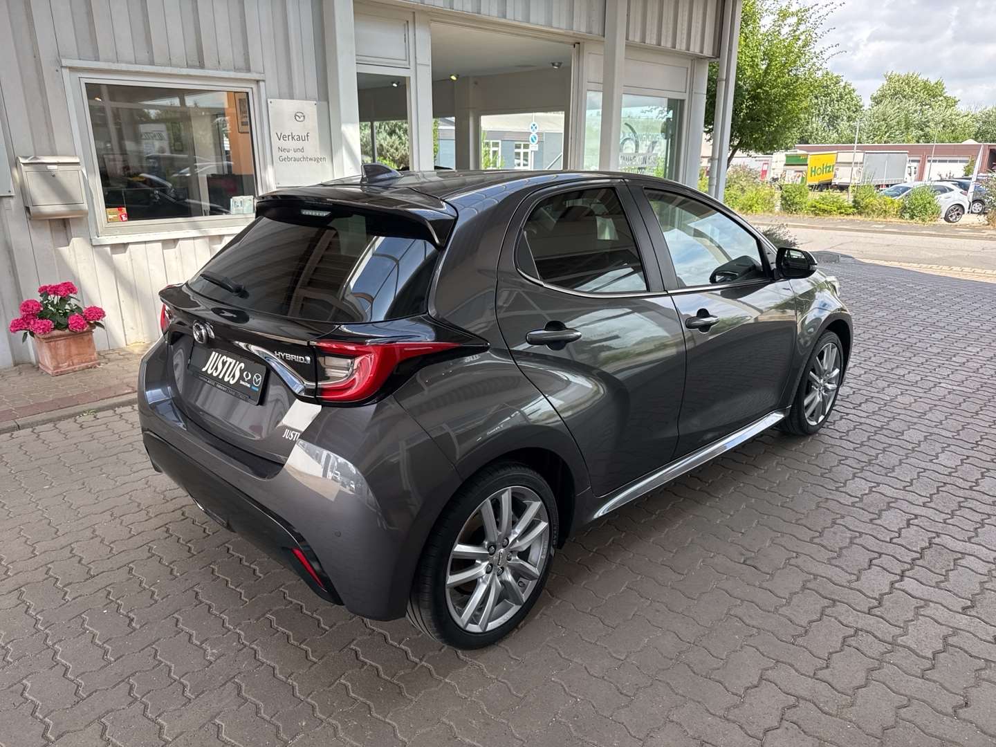 Mazda 2