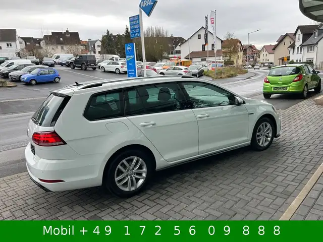 Volkswagen Golf view 4