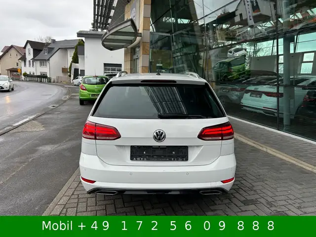 Volkswagen Golf view 5