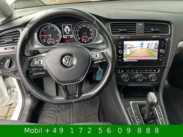 Volkswagen Golf view 9