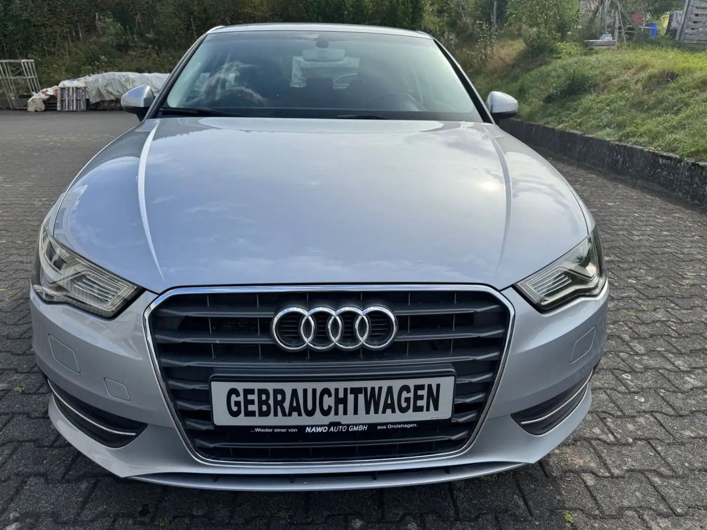 Audi A3 2,0 TDI-S line Sportpaket-LED-sehr gepflegt- Argent - 2