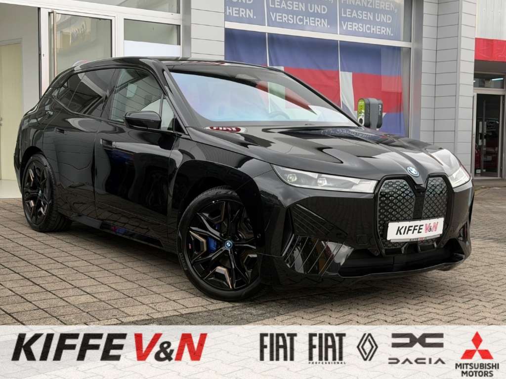 BMW iX
